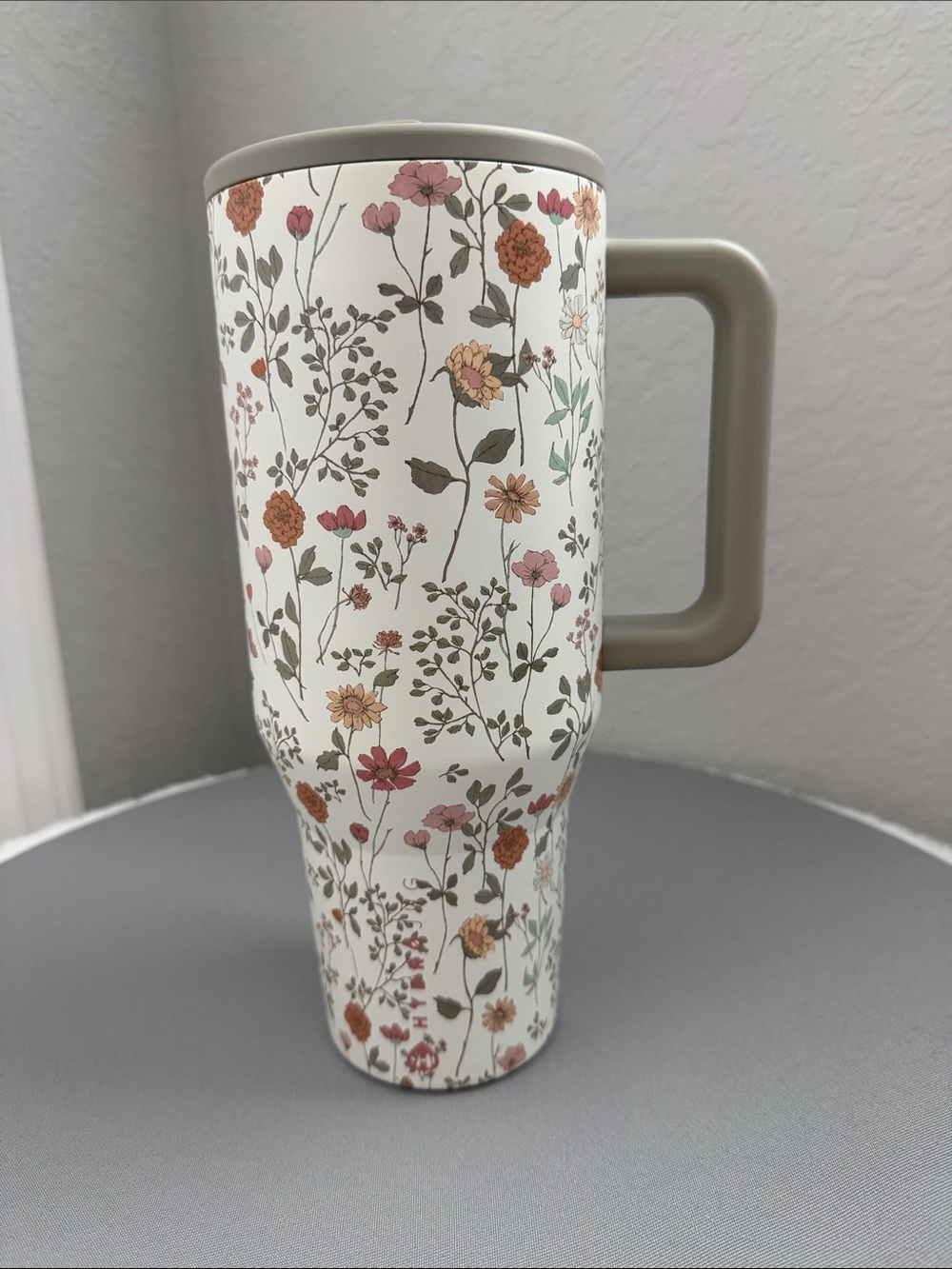 EUC Hydrojug limited edition scheels exclusive Autumn Bloom 40oz traveler